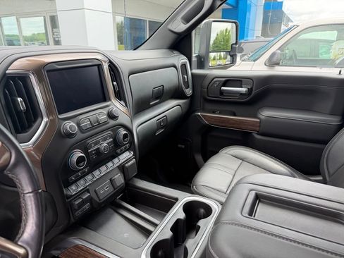 Used 2022 Chevrolet Silverado 3500 High Country AWD/4WD image 13
