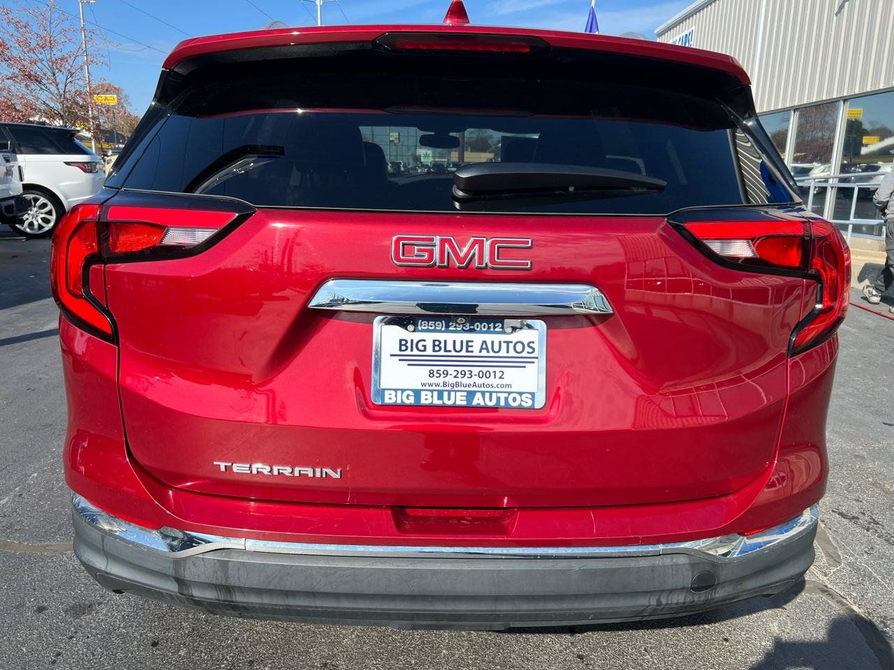 Used 2019 GMC Terrain SLT w/ Preferred Package FWD image 4