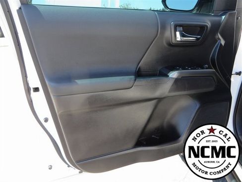 Used 2021 Toyota Tacoma TRD Sport image 41