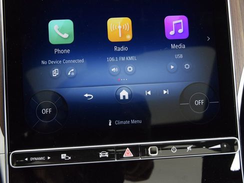 New 2026 Mercedes-Benz C 300 4MATIC Sedan image 28