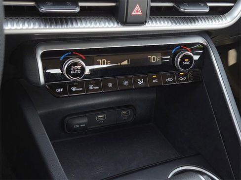 Used 2022 Kia K5 LXS image 22