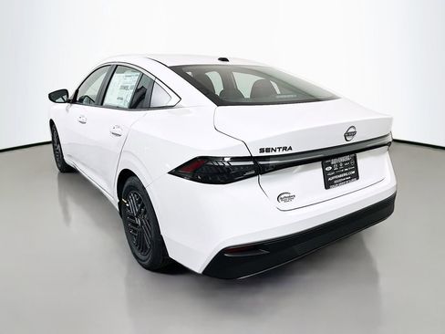 New 2026 Nissan Sentra SV w/ SV Convenience Package FWD image 5