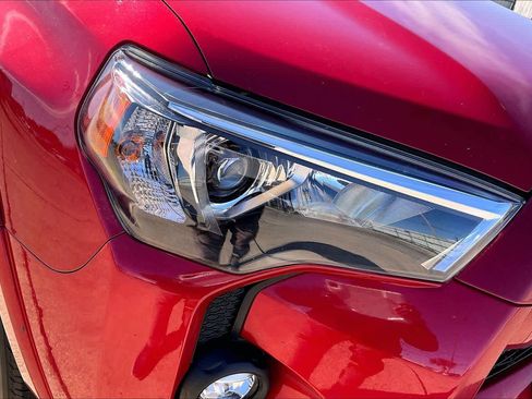 Used 2024 Toyota 4Runner SR5 image 28