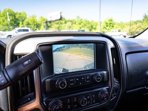 Used 2018 Chevrolet Silverado 1500 LTZ Z71 w/ LTZ Plus Package AWD/4WD image 24