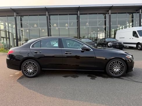 Used 2024 Mercedes-Benz C 300 4MATIC Sedan image 8