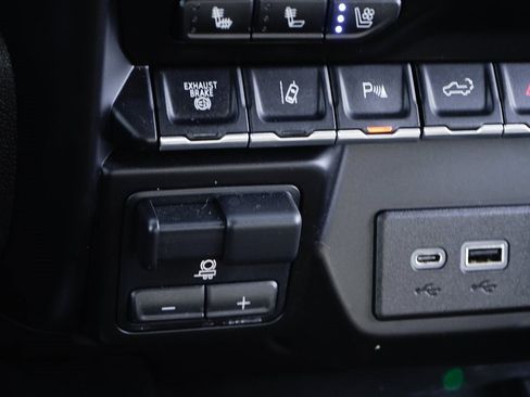 Used 2023 Chevrolet Silverado 3500 High Country w/ Safety Package II image 32