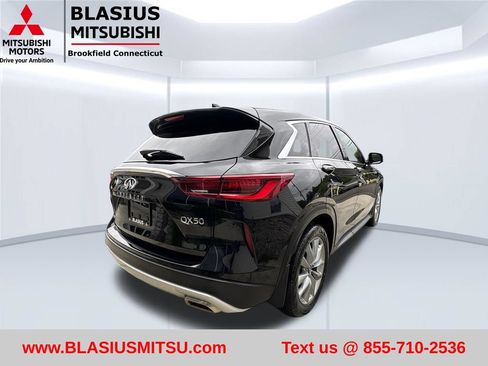 Used 2022 INFINITI QX50 Pure AWD/4WD image 9