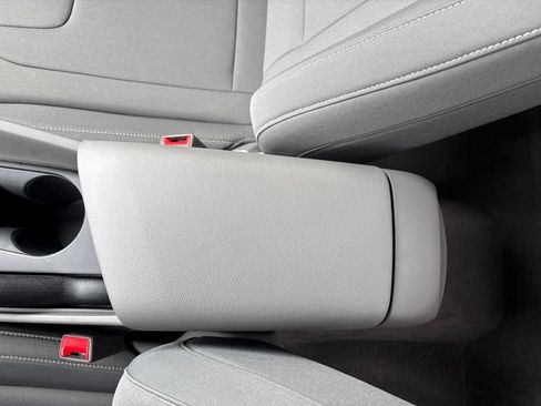 Certified 2025 Hyundai Elantra Sport FWD image 12