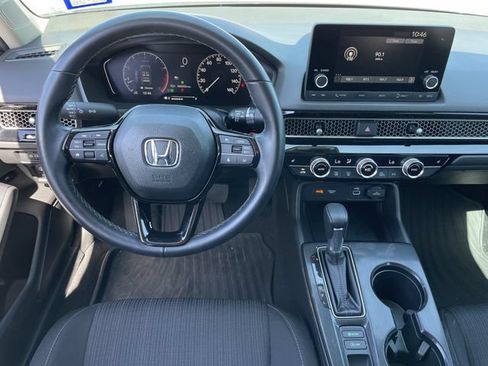 Used 2024 Honda Civic EX image 10