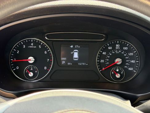 Used 2019 Kia Sorento L FWD image 25