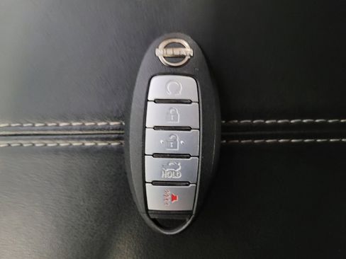 Used 2025 Nissan Altima 2.5 SV FWD image 32