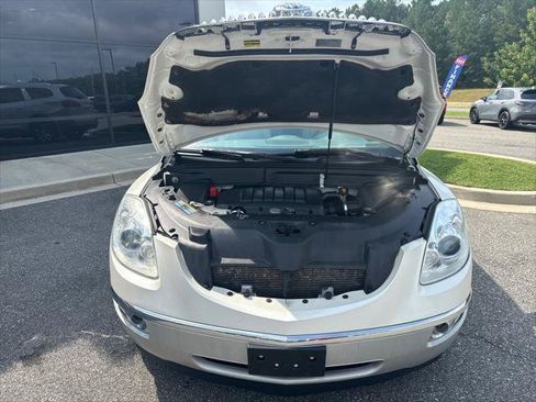 Used 2010 Buick Enclave CXL w/ Trailering Provision Package AWD/4WD image 22