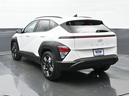 Certified 2024 Hyundai Kona SEL FWD image 2