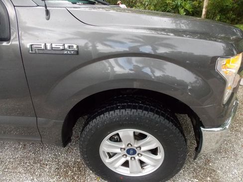 Used 2017 Ford F150 XLT AWD/4WD image 28