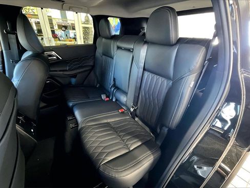 New 2025 Mitsubishi Outlander SEL image 10