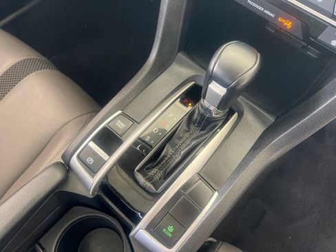 Used 2020 Honda Civic EX-L image 23