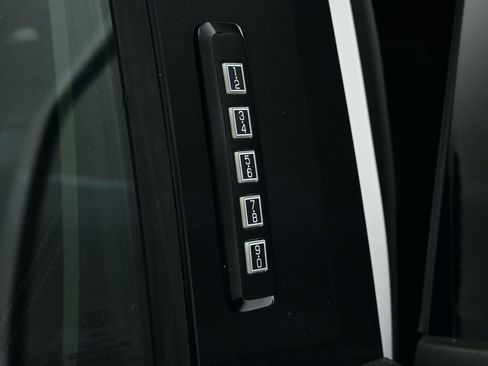 Used 2019 Ford F150 XLT w/ Equipment Group 301A Mid image 13