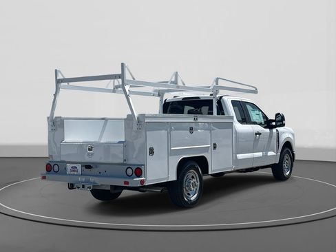 New 2025 Ford F350 XL w/ XL Chrome Package image 5