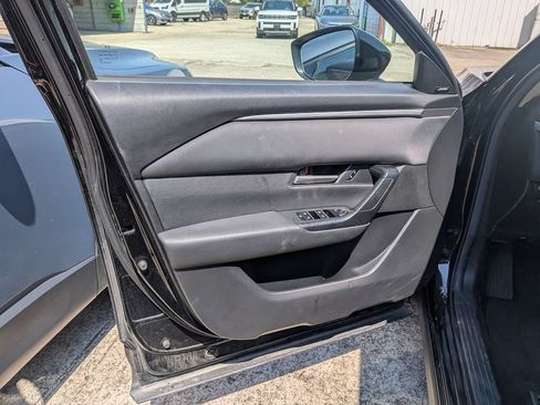 Used 2025 MAZDA CX-50 AWD 2.5 S w/ Premium Package image 8