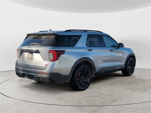 Used 2020 Ford Explorer ST w/ ST Street Pack image 6