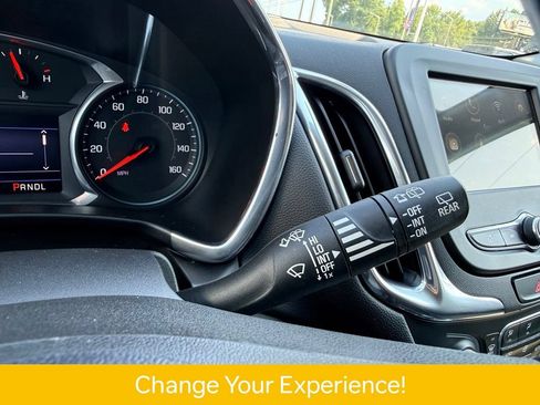 Used 2019 Chevrolet Equinox LT FWD image 24