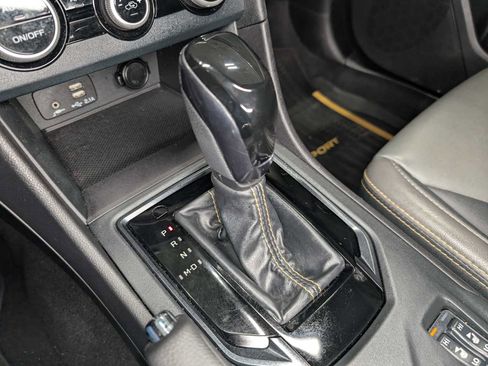 Used 2021 Subaru Crosstrek 2.5i Sport w/ Moonroof Package image 27