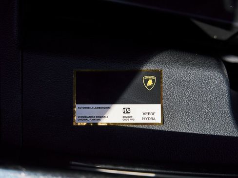 Used 2023 Lamborghini Urus S image 19