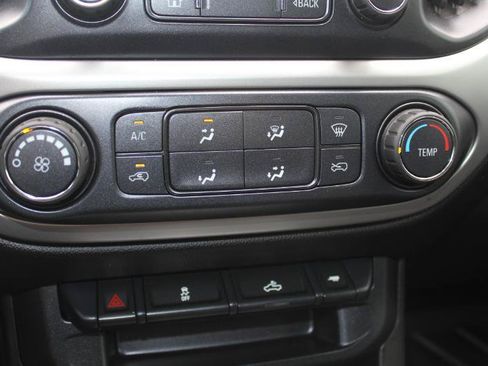 Used 2019 Chevrolet Colorado LT RWD image 33