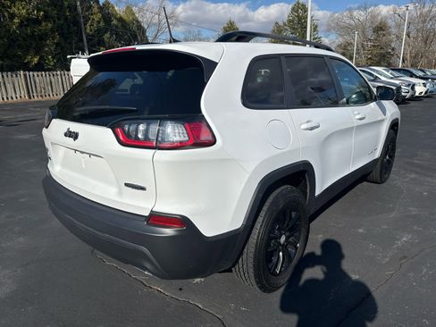 Used 2022 Jeep Cherokee Latitude Lux image 3