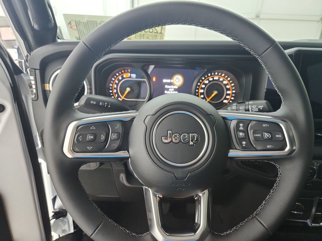 New 2026 Jeep Wrangler Unlimited Sahara AWD/4WD image 22