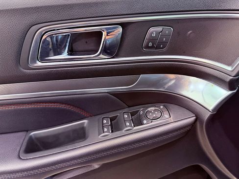 Used 2019 Ford Explorer Sport w/ Equipment Group 401A image 22