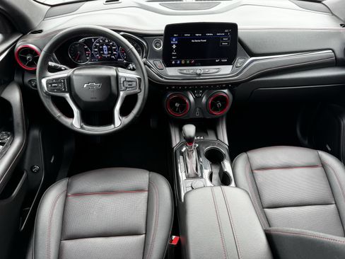 Used 2025 Chevrolet Blazer RS image 13