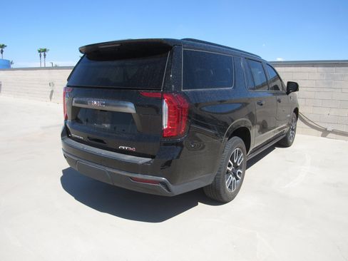 Used 2021 GMC Yukon XL AT4 w/ AT4 Premium Plus Package AWD/4WD image 3