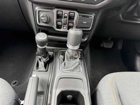 New 2026 Jeep Wrangler Unlimited Sport AWD/4WD image 15