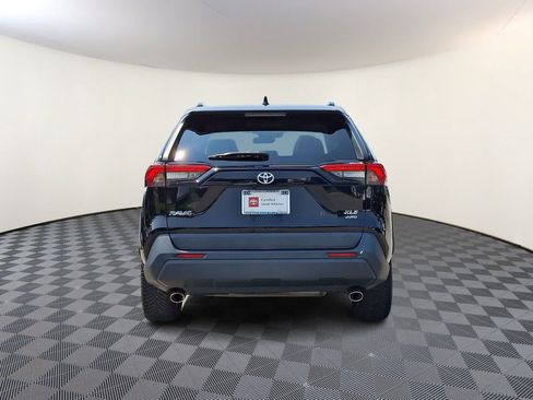 Used 2020 Toyota RAV4 XLE Premium AWD/4WD image 6