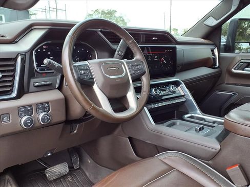 Used 2024 GMC Sierra 2500 Denali w/ Denali Reserve Package image 23