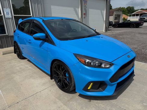 Used 2017 Ford Focus RS AWD/4WD image 2