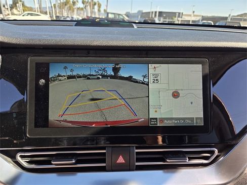 Used 2022 Kia Niro EX image 11