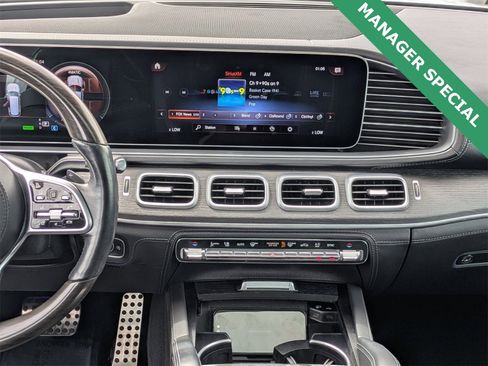 Used 2023 Mercedes-Benz GLS 580 4MATIC image 21