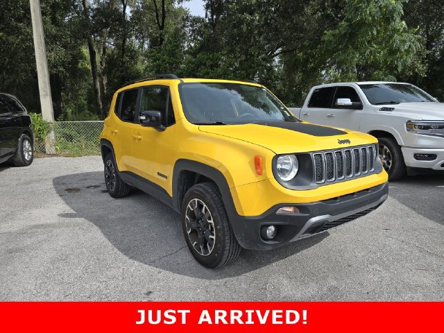 Used 2023 Jeep Renegade Latitude AWD/4WD image 1