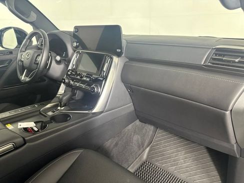 Used 2025 Lexus LX 700h Luxury w/ Appearance Package AWD/4WD image 27
