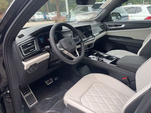 New 2026 Volkswagen Atlas Cross Sport SEL Premium R-Line image 6