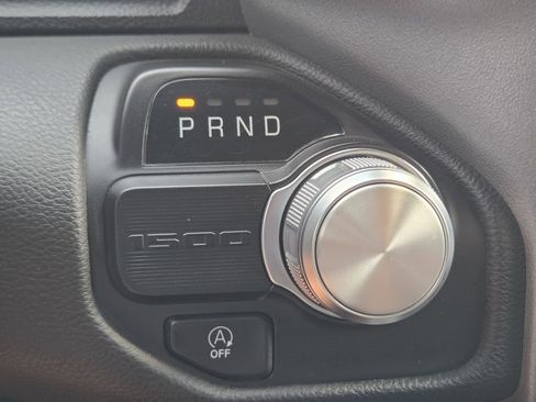 Used 2024 RAM 1500 Laramie RWD image 27