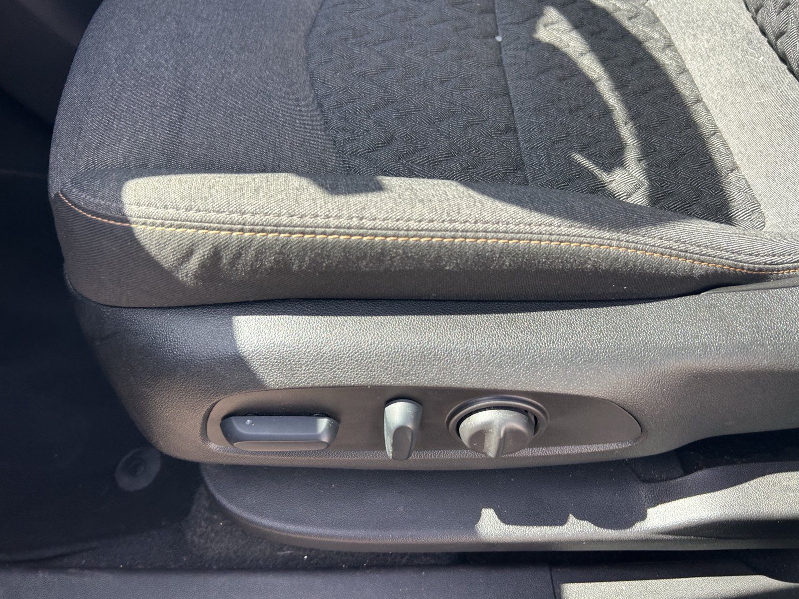 Certified 2023 Chevrolet Equinox LT FWD image 16