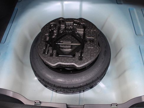 New 2025 Kia K4 LXS image 9