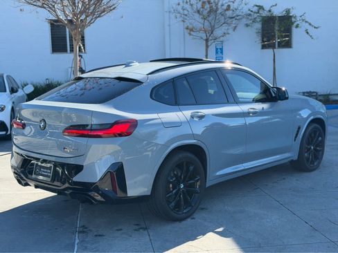 Used 2024 BMW X4 M40i w/ Premium Package image 4