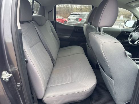 Used 2021 Toyota Tacoma SR image 21