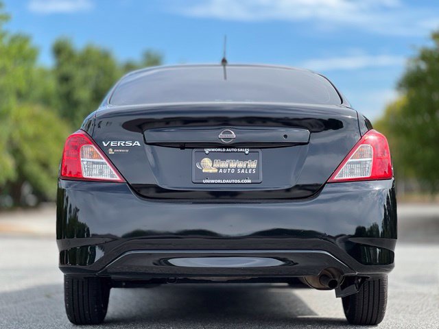 Used 2019 Nissan Versa S FWD image 6