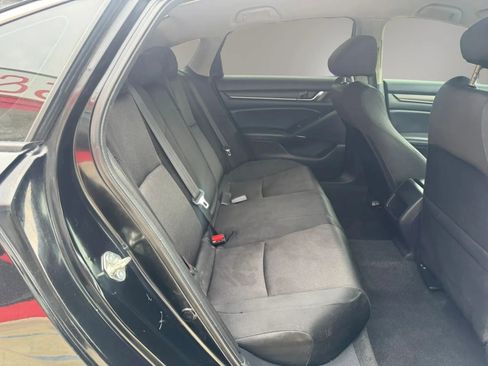 Used 2018 Honda Accord LX image 11