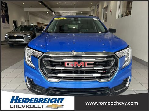 Used 2024 GMC Terrain AT4 w/ LPO, Floor Liner Package AWD/4WD image 40